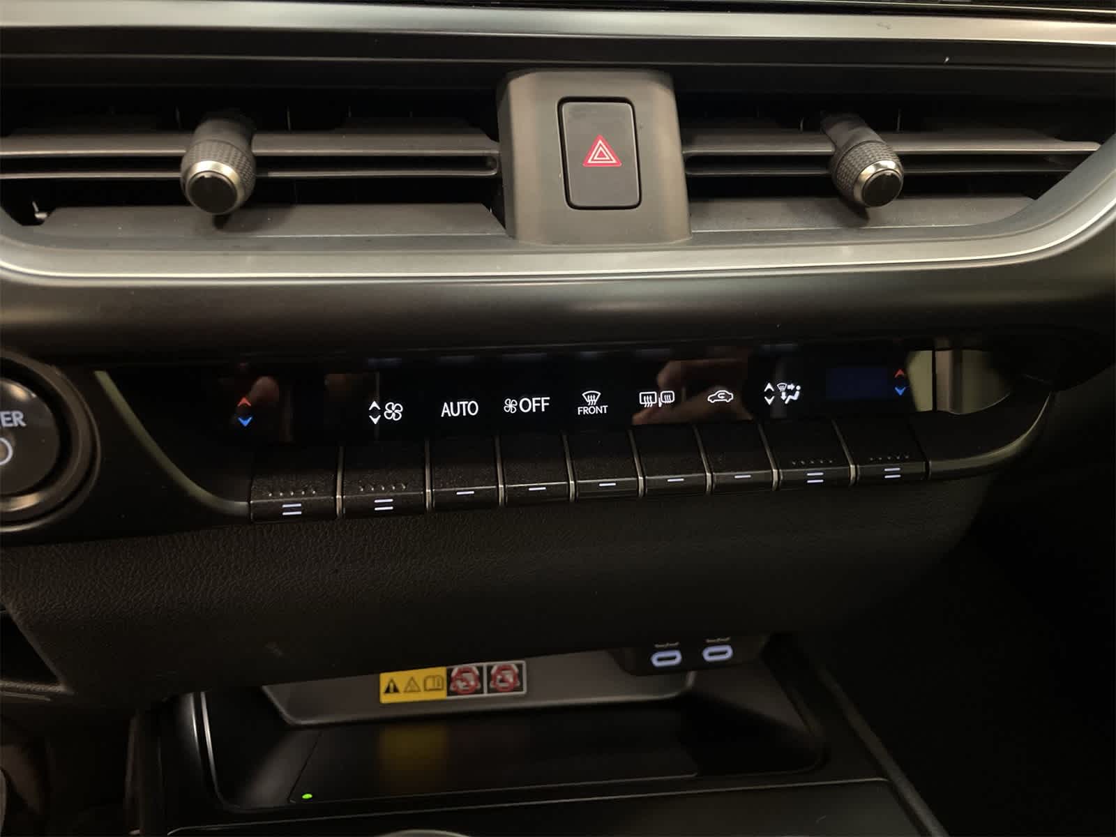 Thumbnail: 2025 Lexus UX - 30