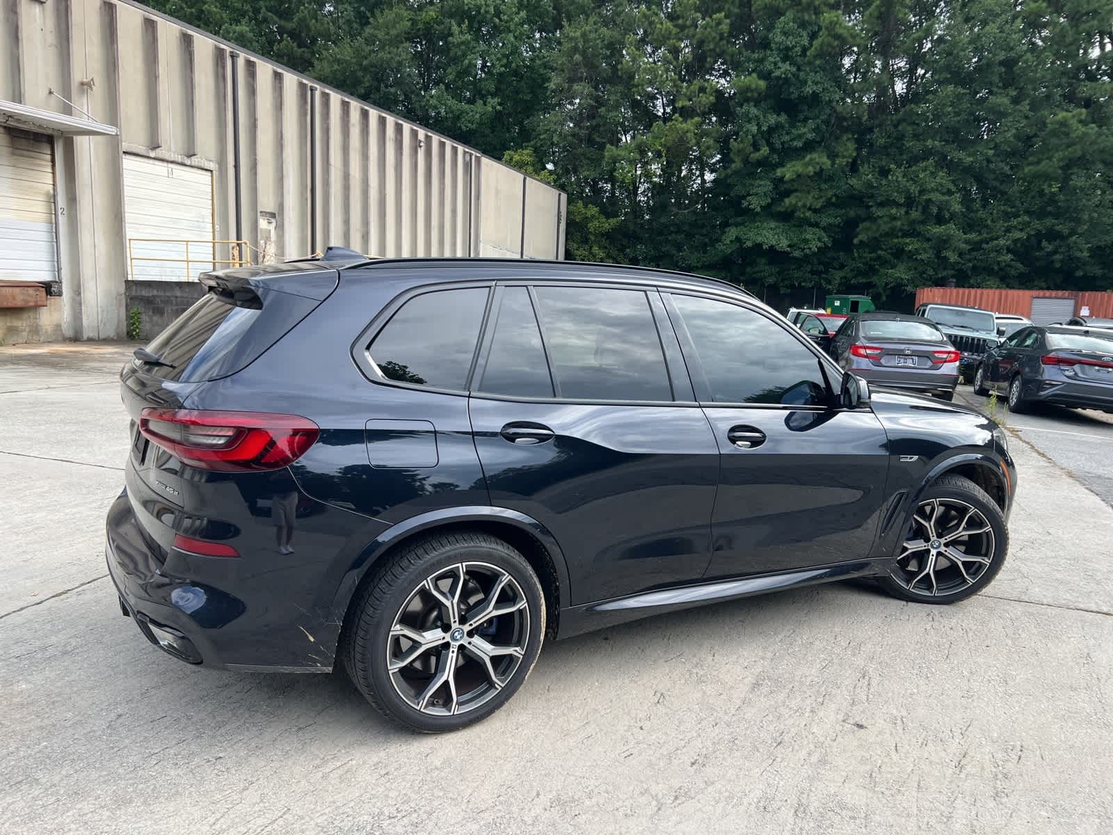 Thumbnail: 2022 BMW X5 - 11