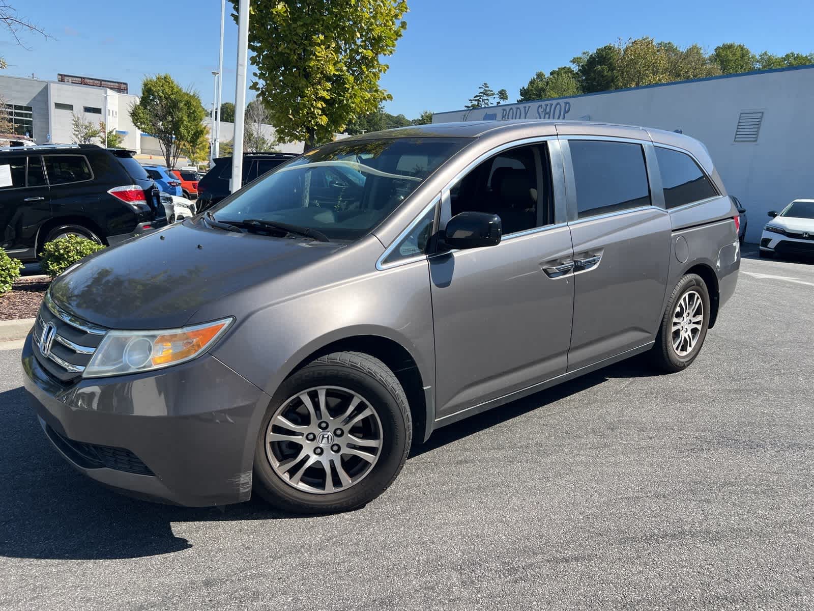Thumbnail: 2011 Honda Odyssey - 5