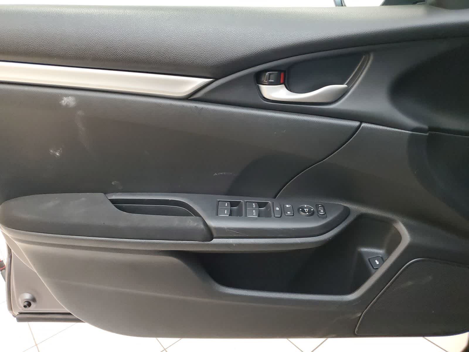 Thumbnail: 2019 Honda Civic - 13