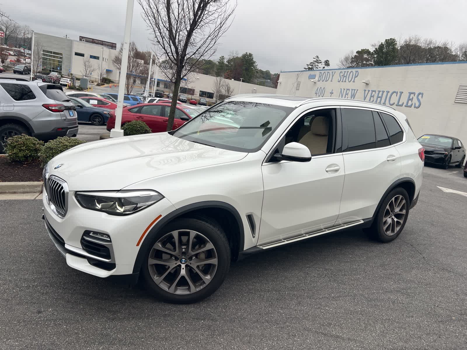 Thumbnail: 2021 BMW X5 - 4