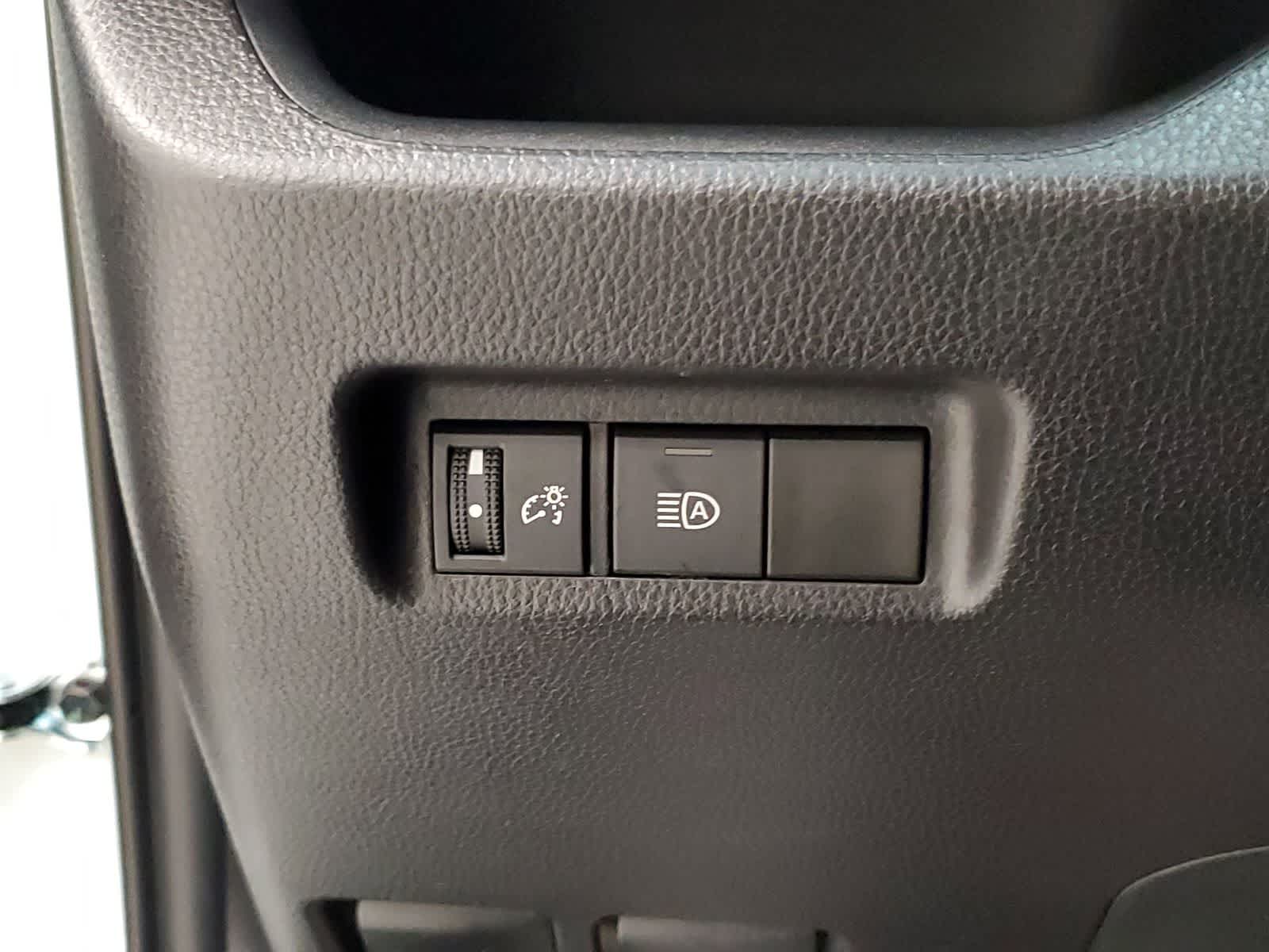 Thumbnail: 2025 Toyota RAV4 - 30