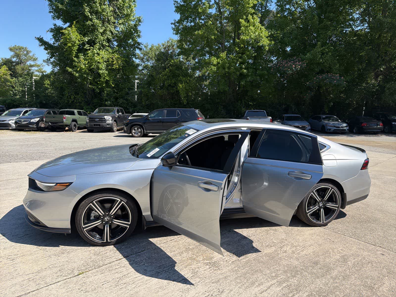 Thumbnail: 2025 Honda Accord - 19