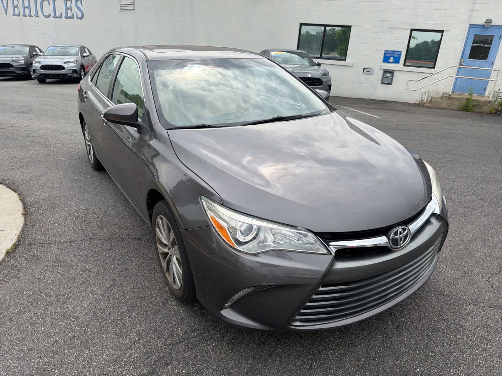 Thumbnail: 2015 Toyota Camry - 15