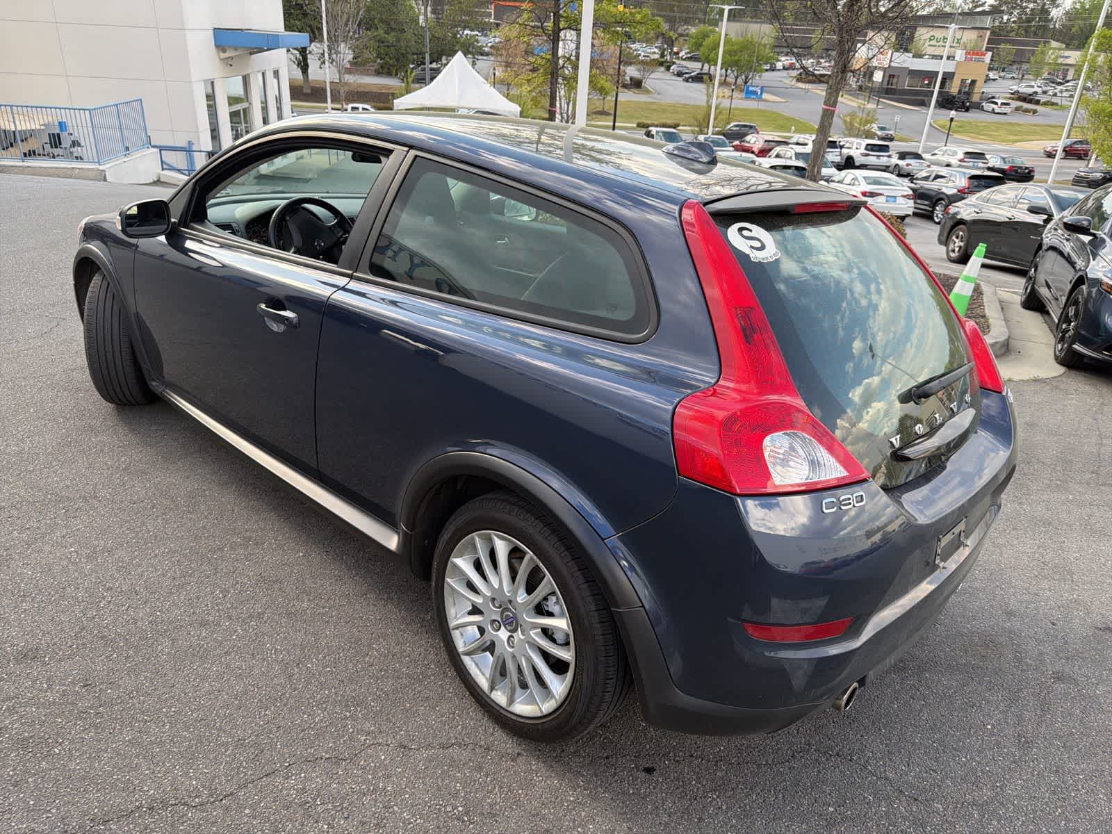 Thumbnail: 2012 Volvo C30 - 8