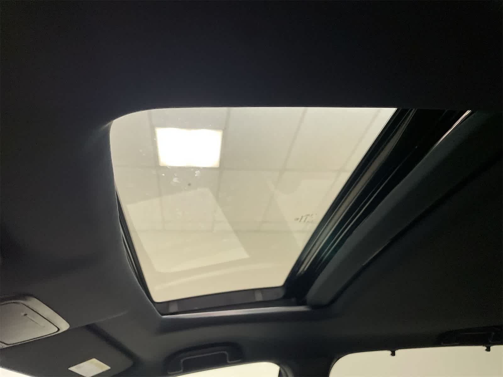 Thumbnail: 2022 Honda Passport - 3