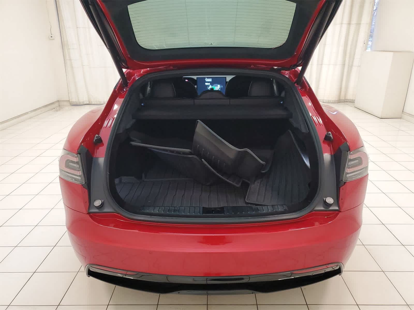 Thumbnail: 2021 Tesla Model S - 21