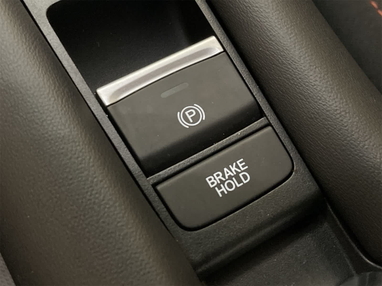 Thumbnail: 2025 Honda HR-V - 32