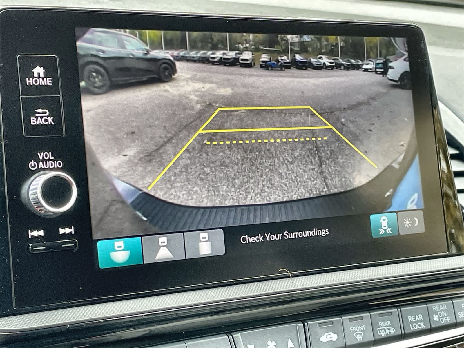 Thumbnail: 2026 Honda Odyssey - 15