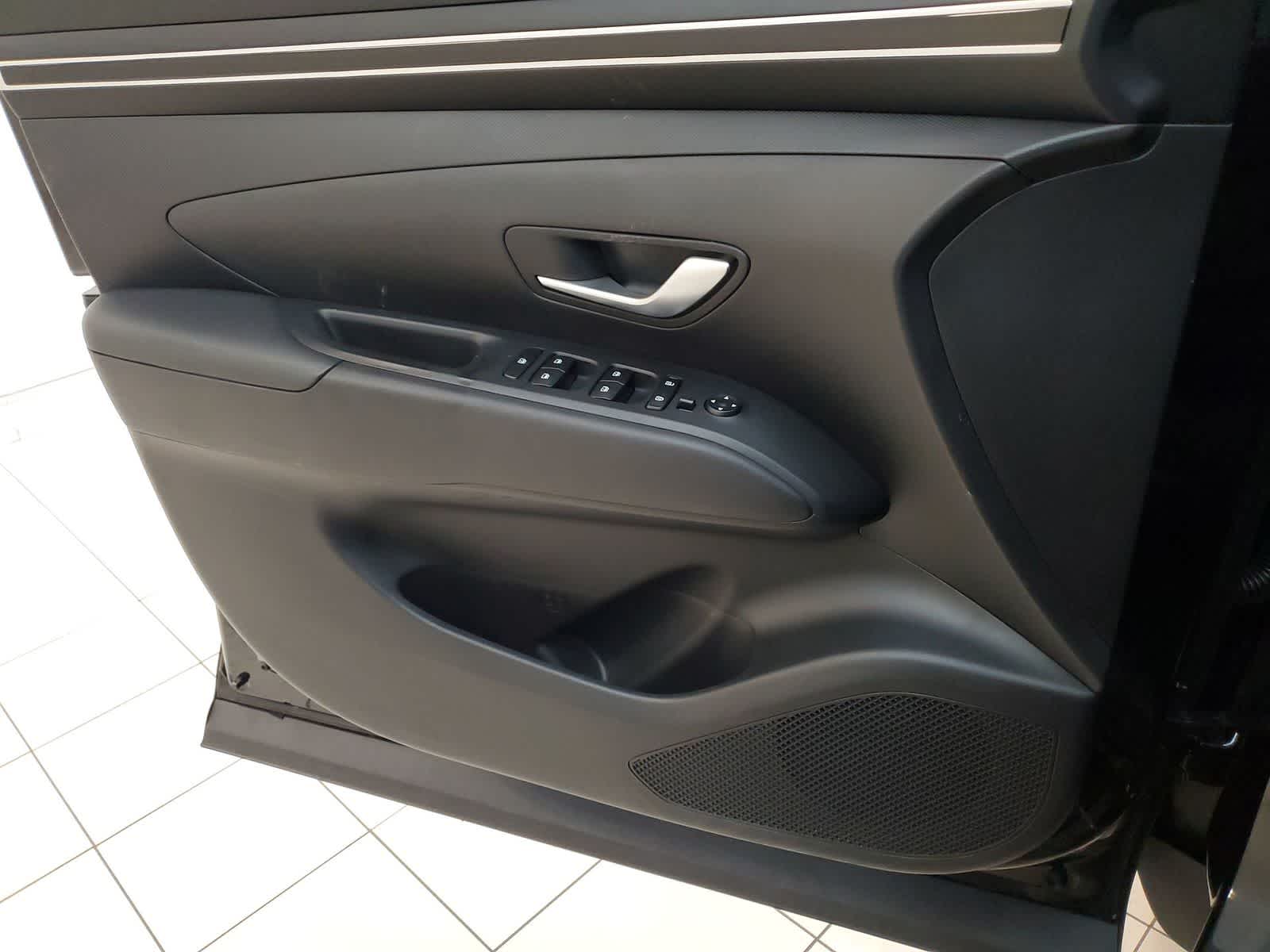 Thumbnail: 2022 Hyundai Santa Cruz - 15