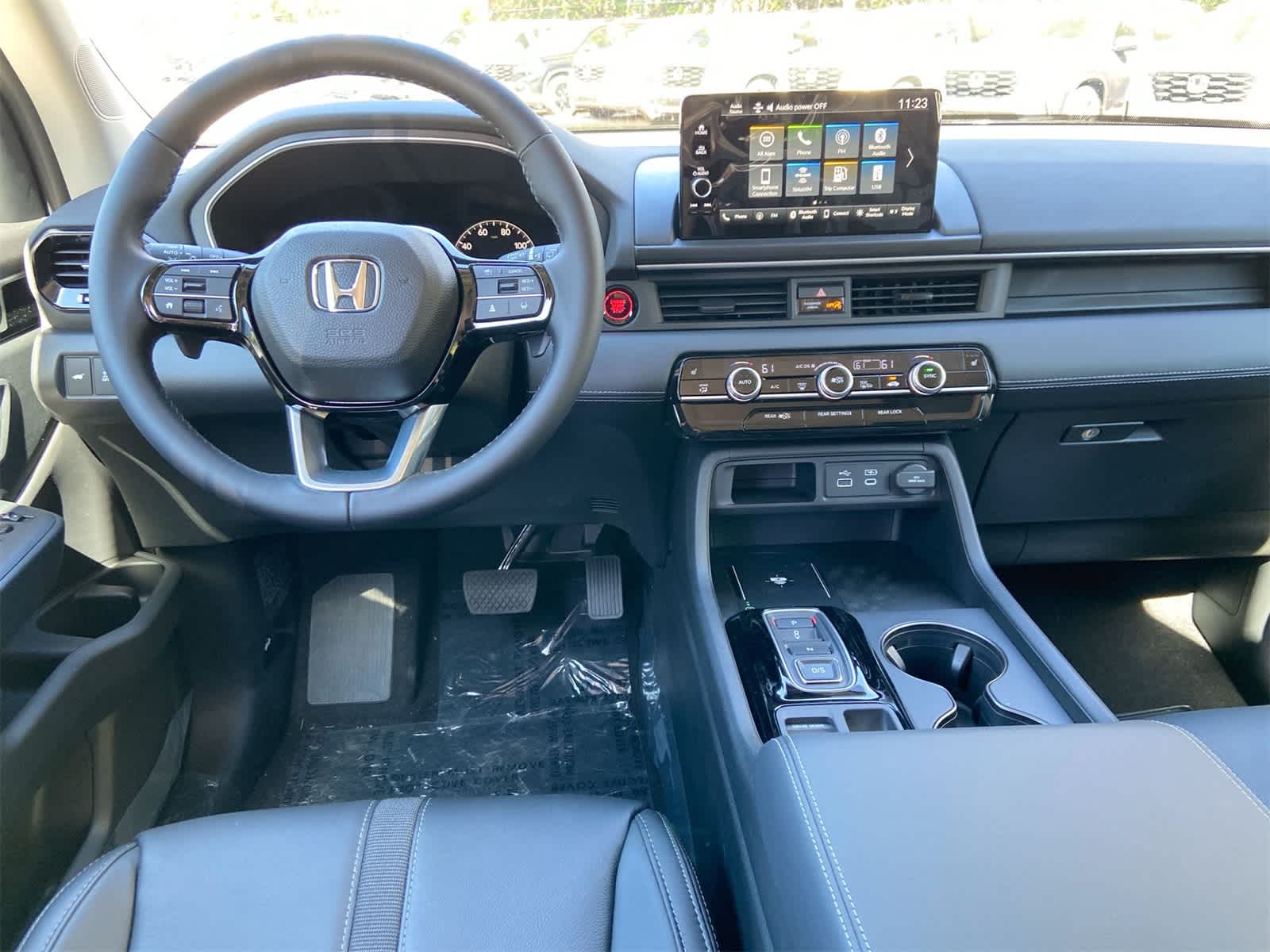 Thumbnail: 2025 Honda Pilot - 11