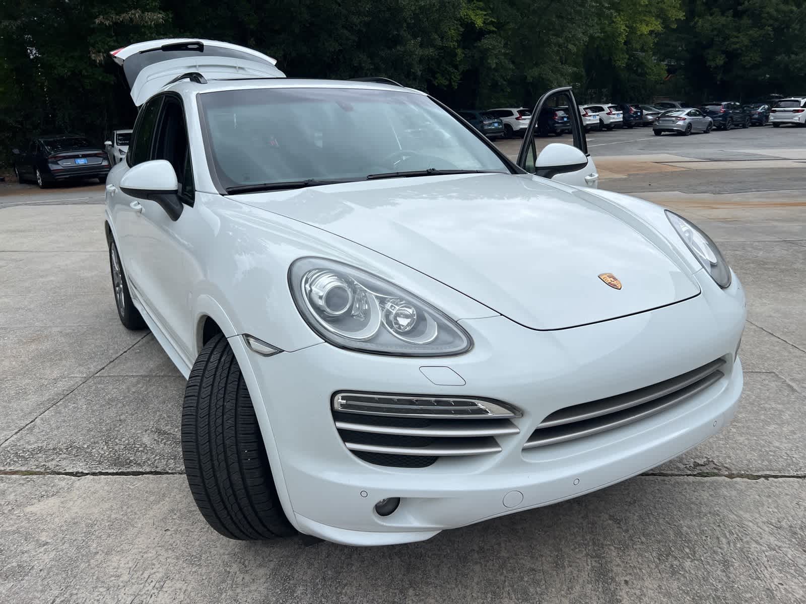 Thumbnail: 2014 Porsche Cayenne - 14