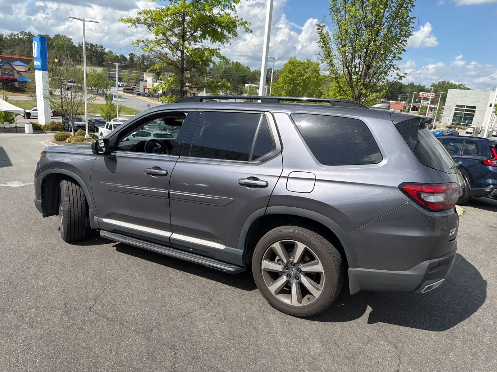 Thumbnail: 2023 Honda Pilot - 7