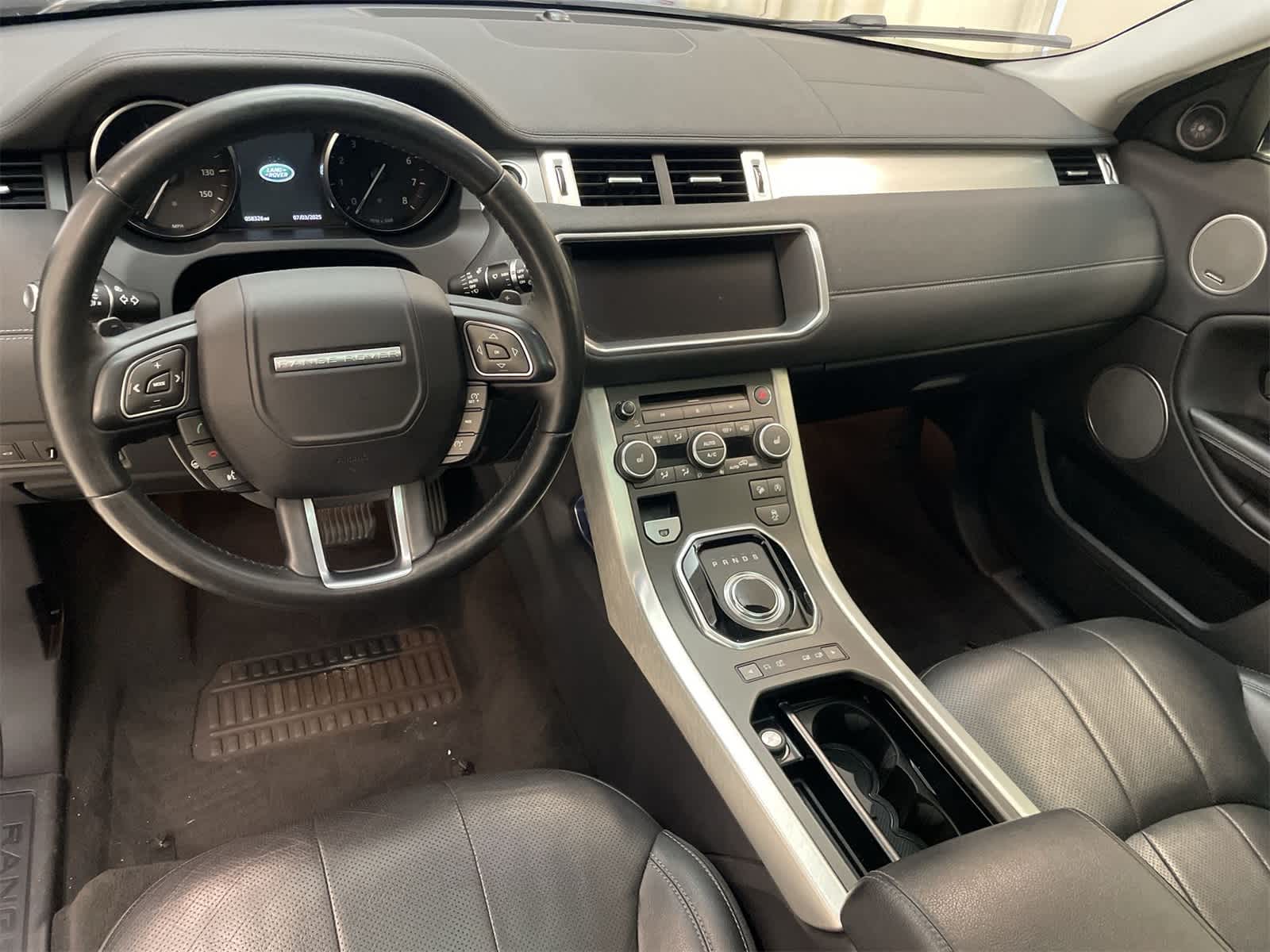 Thumbnail: 2017 Land Rover Range Rover Evoque - 21