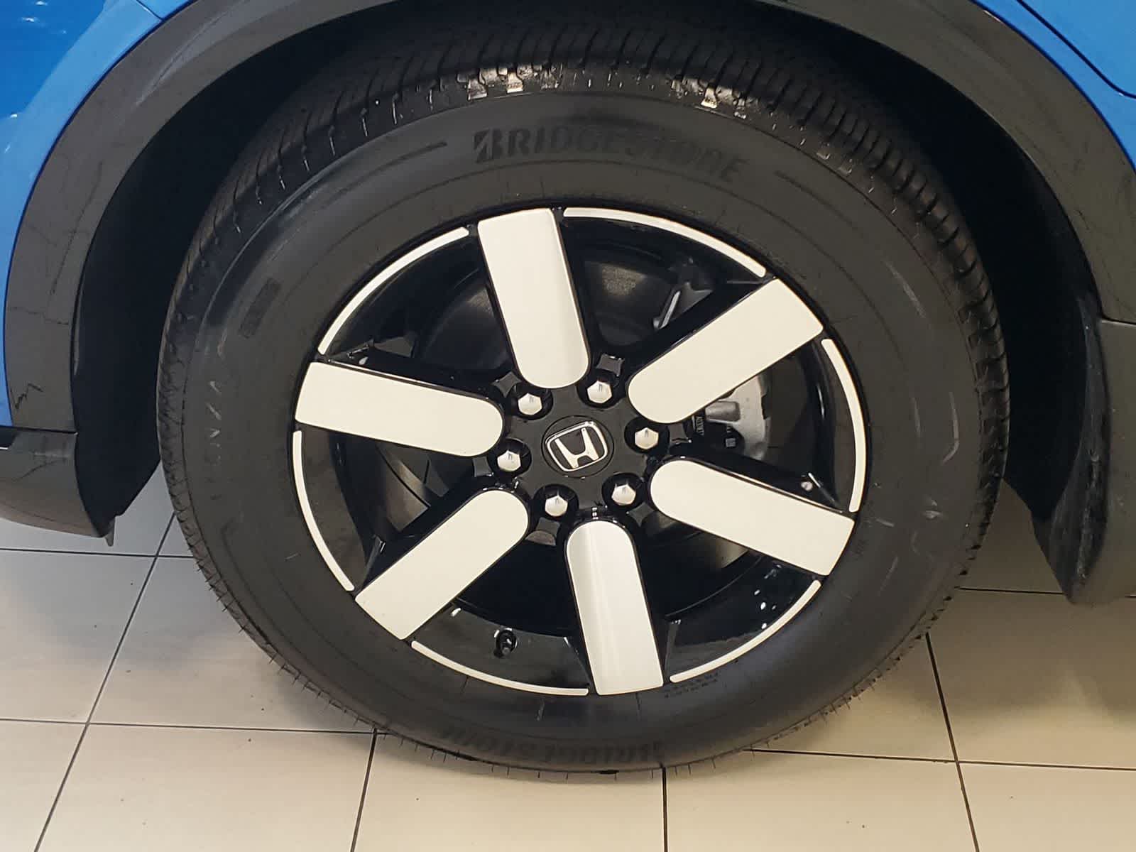 Thumbnail: 2025 Honda Prologue - 26