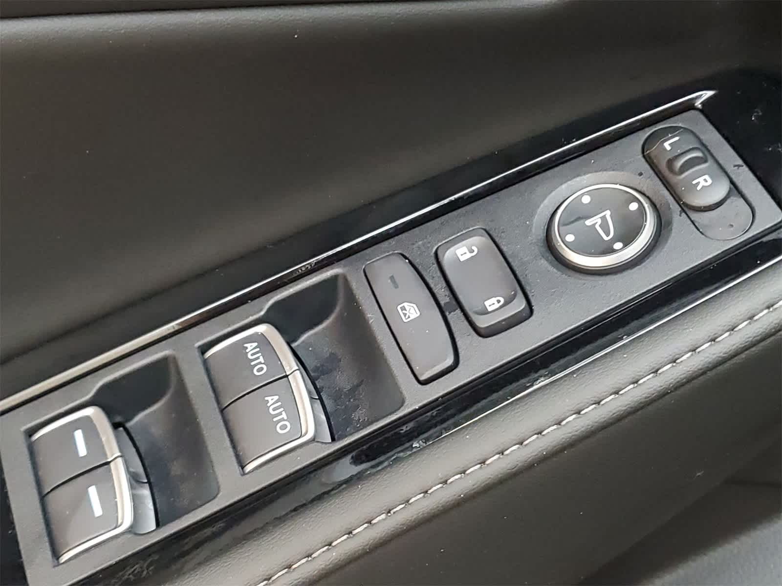 Thumbnail: 2023 Honda Accord - 18