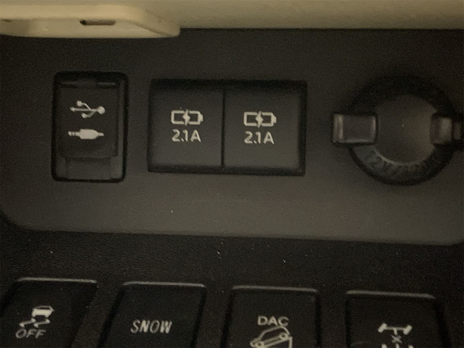 Thumbnail: 2017 Toyota Highlander - 9