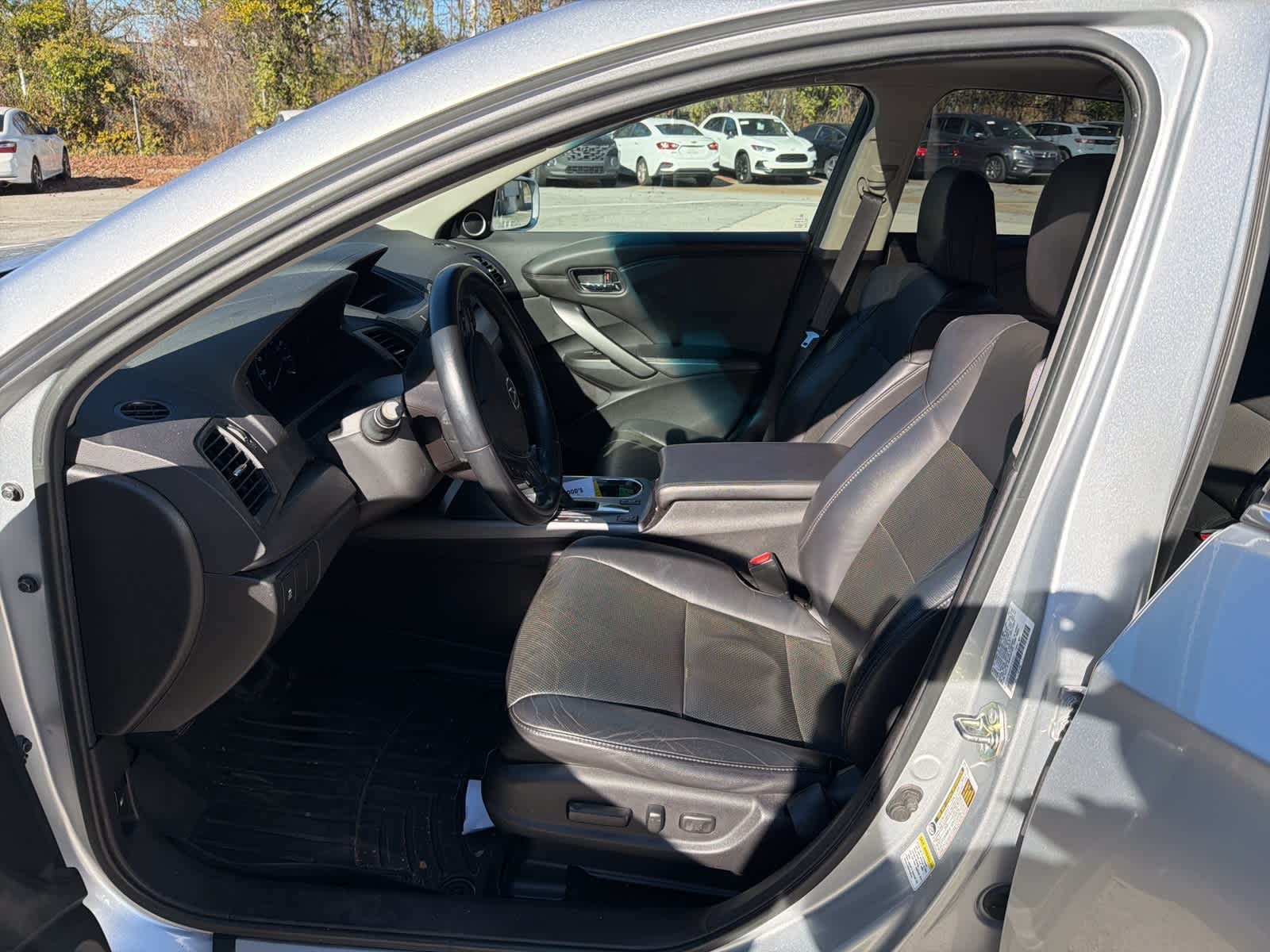 Thumbnail: 2015 Acura RDX - 17