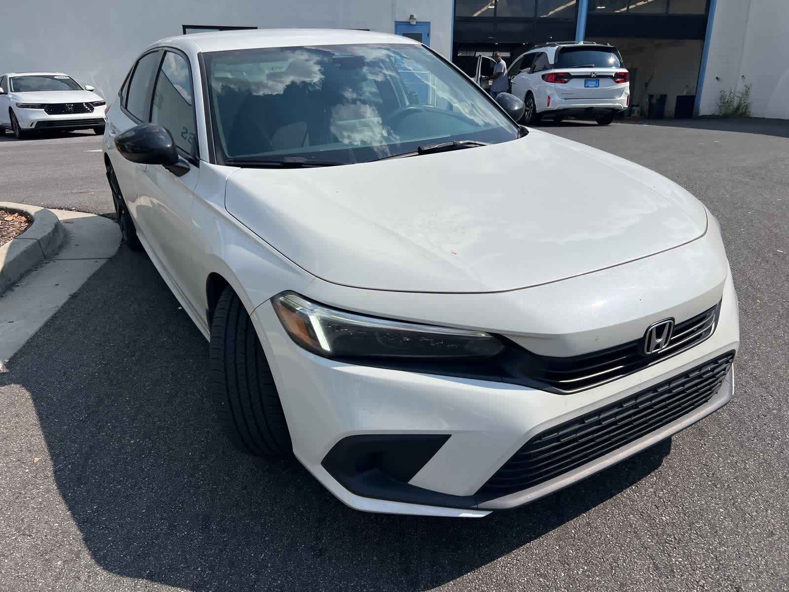 Thumbnail: 2022 Honda Civic - 14