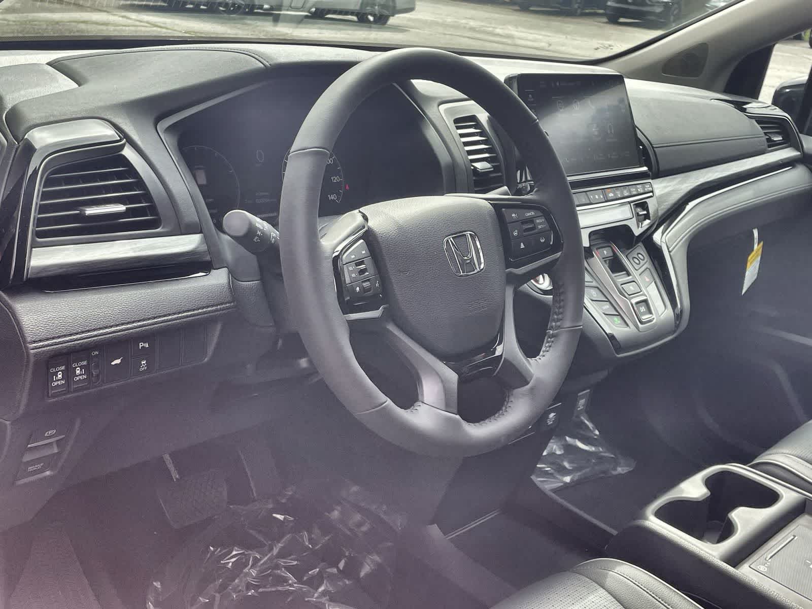 Thumbnail: 2026 Honda Odyssey - 13