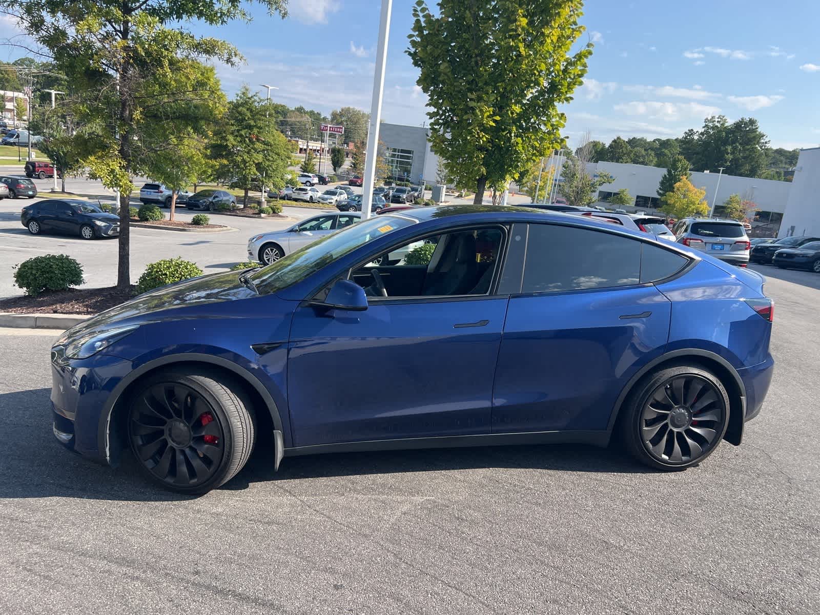 Thumbnail: 2022 Tesla Model Y - 6