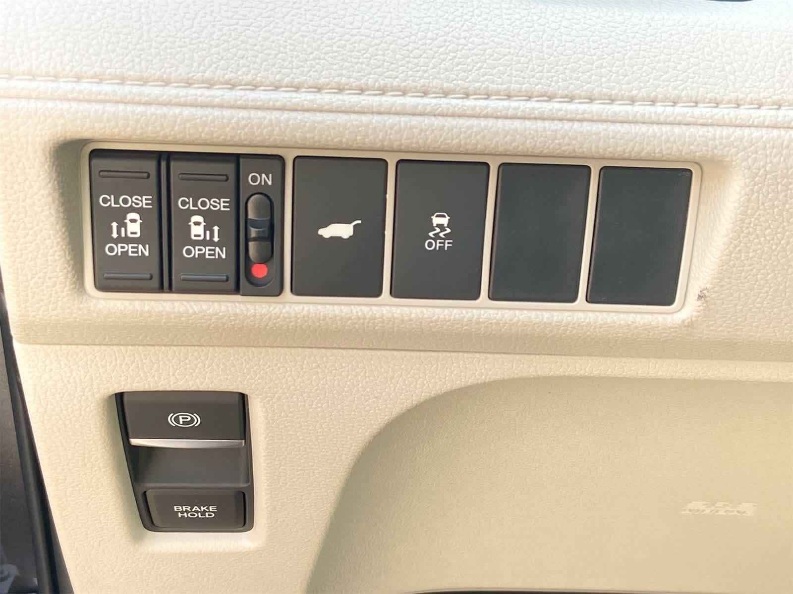 Thumbnail: 2025 Honda Odyssey - 27