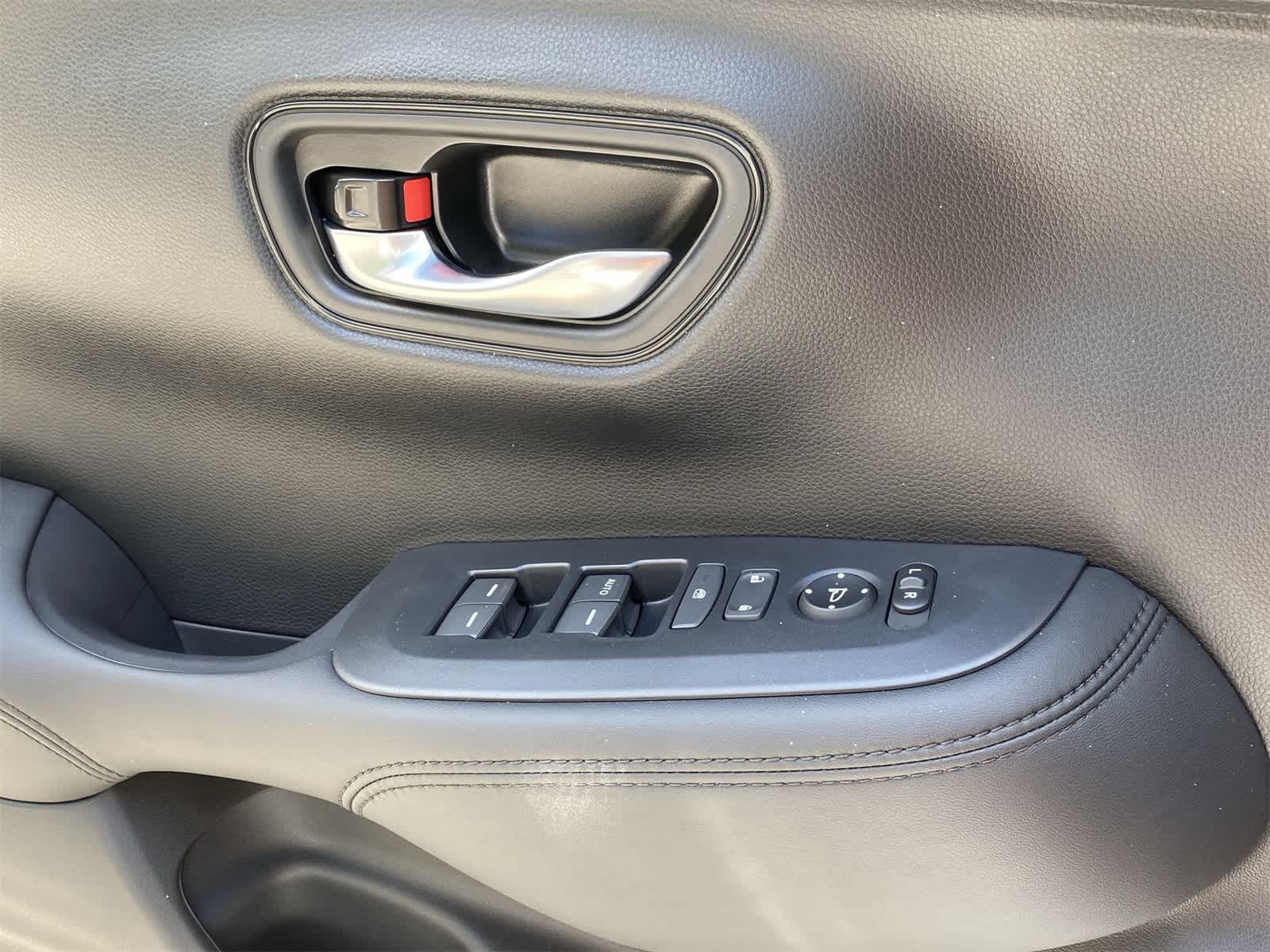 Thumbnail: 2026 Honda HR-V - 23