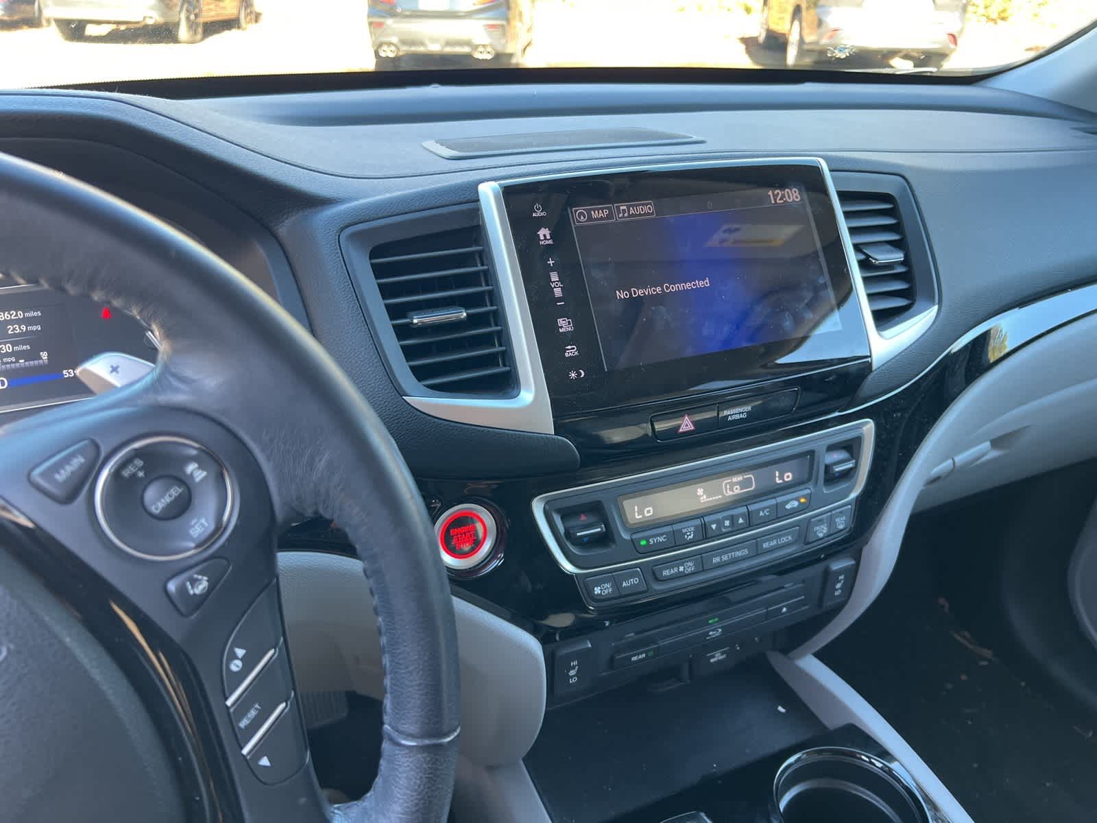 Thumbnail: 2017 Honda Pilot - 20