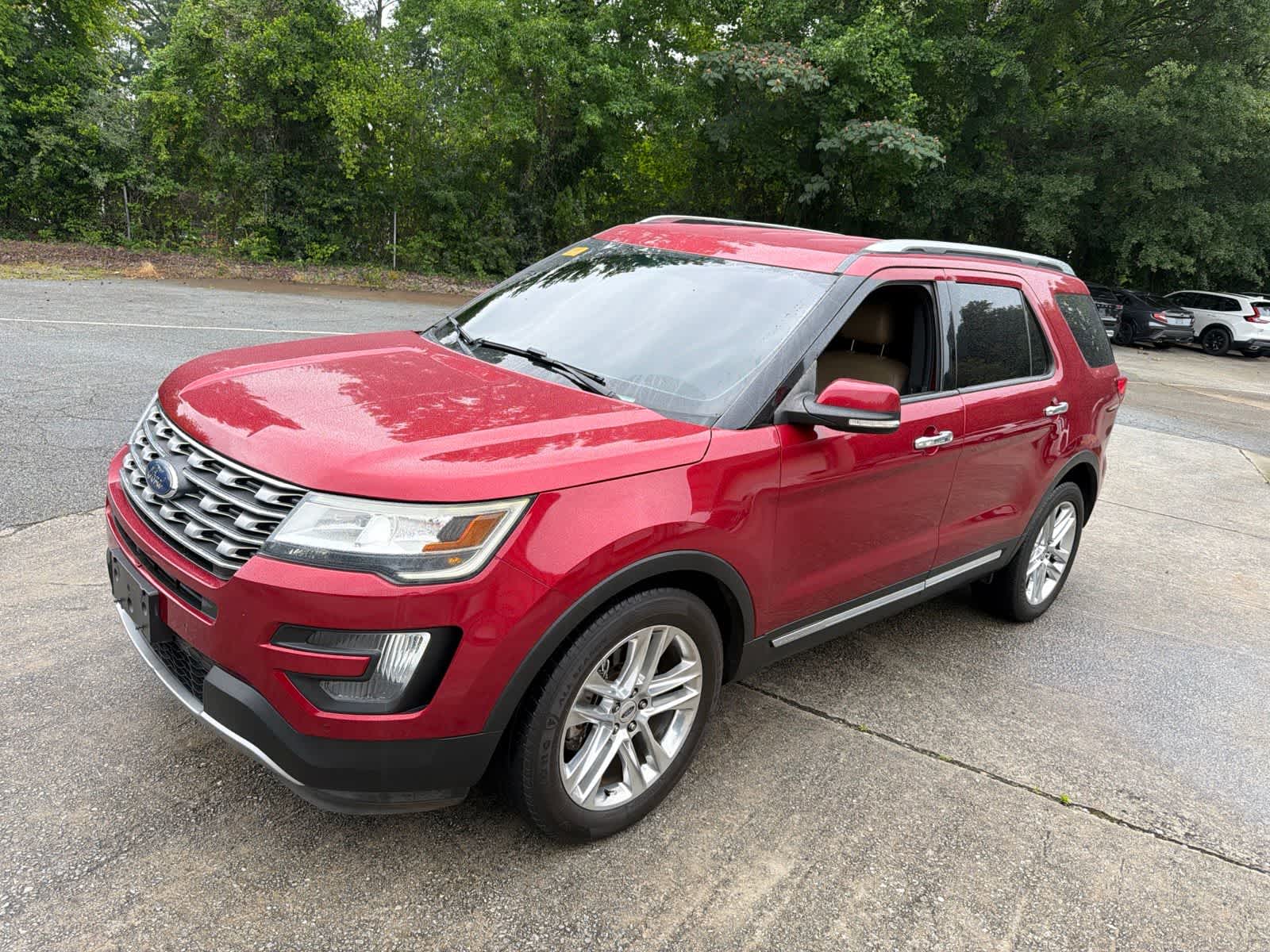 Thumbnail: 2016 Ford Explorer - 5