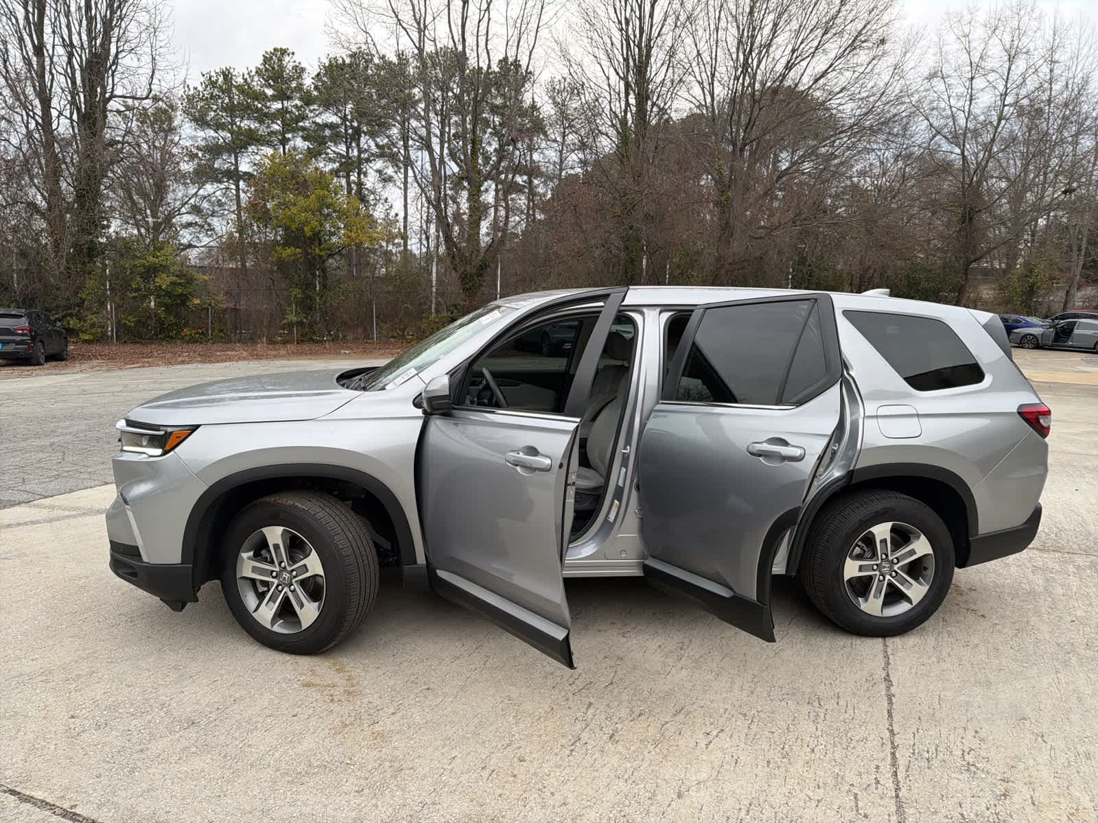 Thumbnail: 2025 Honda Pilot - 17