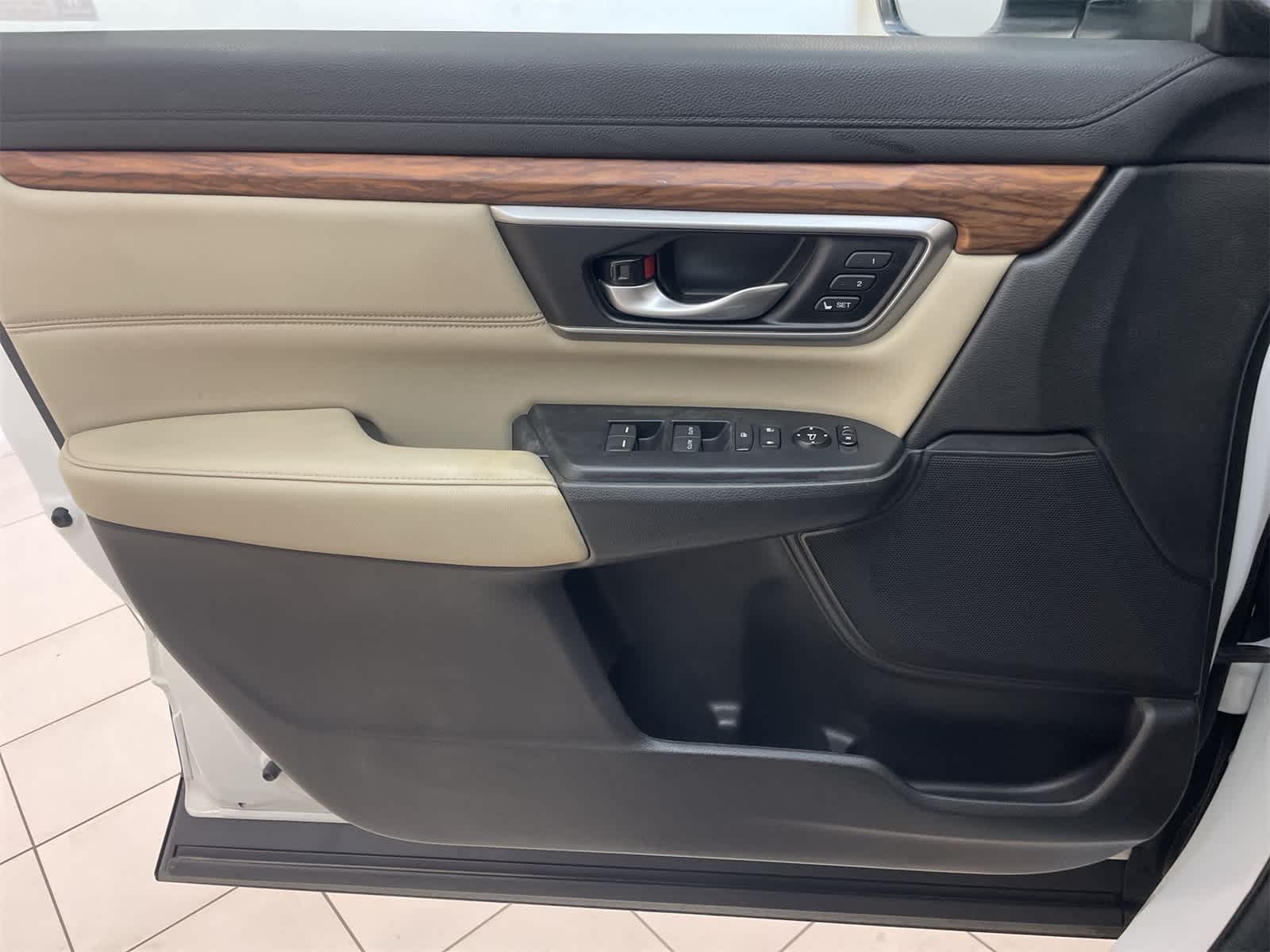 Thumbnail: 2019 Honda CR-V - 16