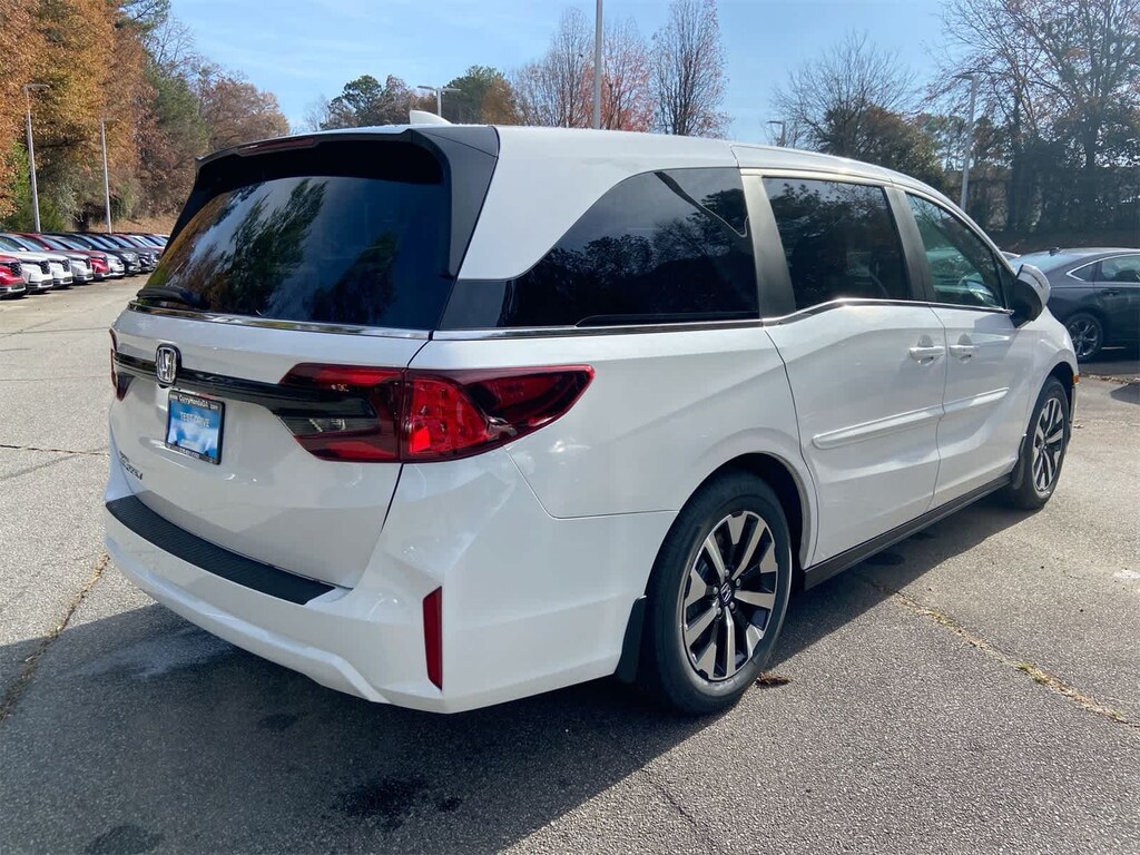 New 2026 Honda Odyssey EX-L Van Passenger