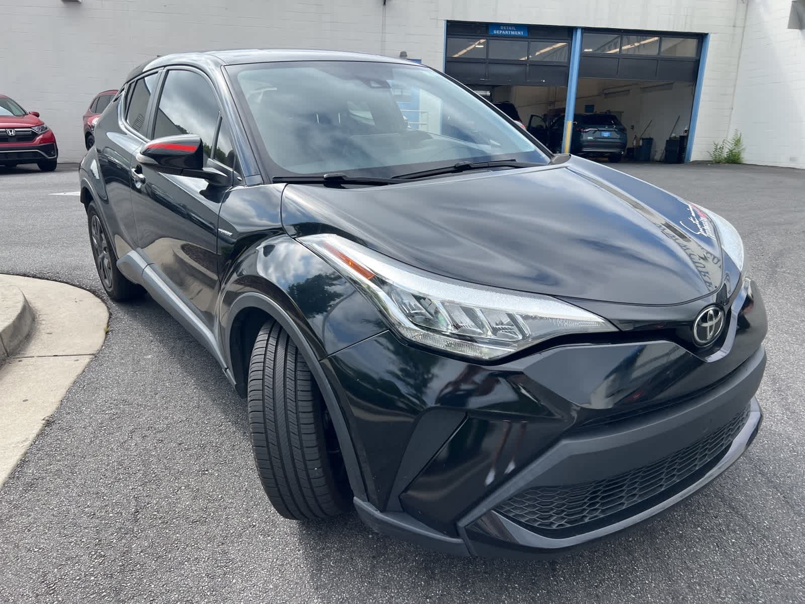 2020 Toyota C-HR LE 12