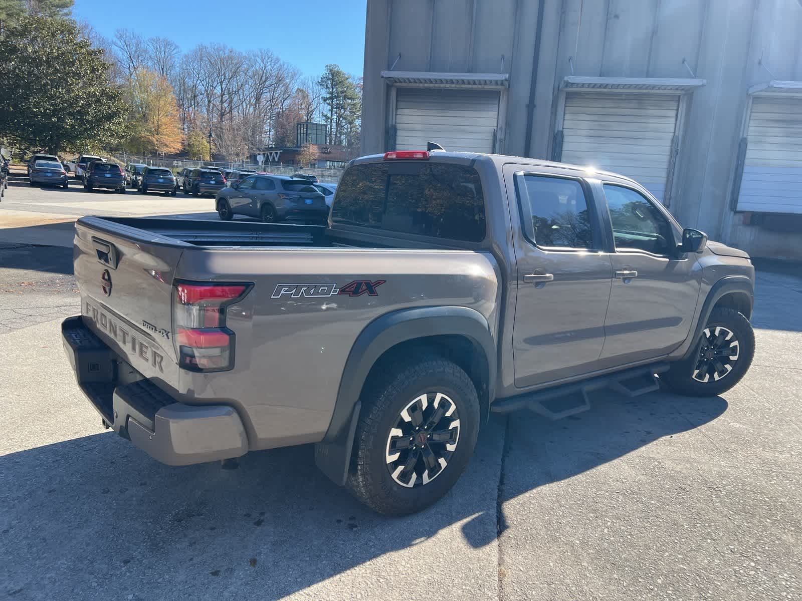 Thumbnail: 2023 Nissan Frontier - 9