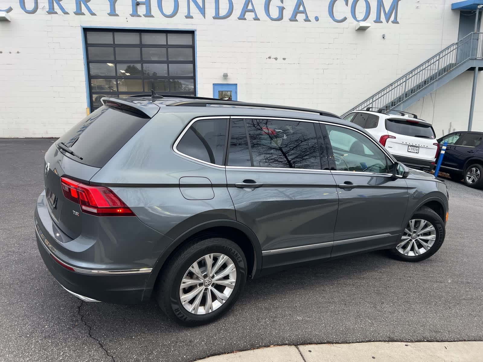 Thumbnail: 2018 Volkswagen Tiguan - 11