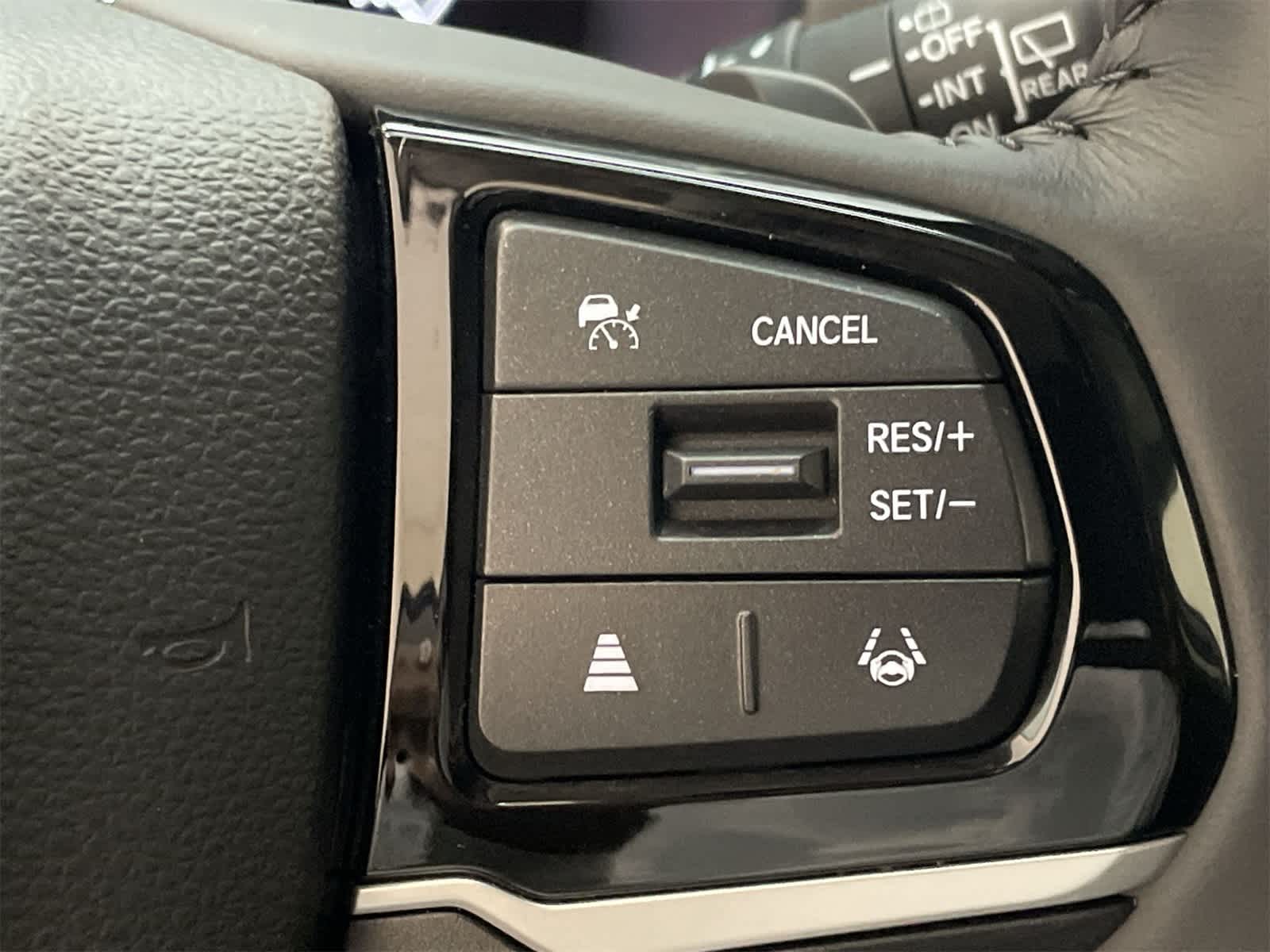 Thumbnail: 2025 Honda Odyssey - 13