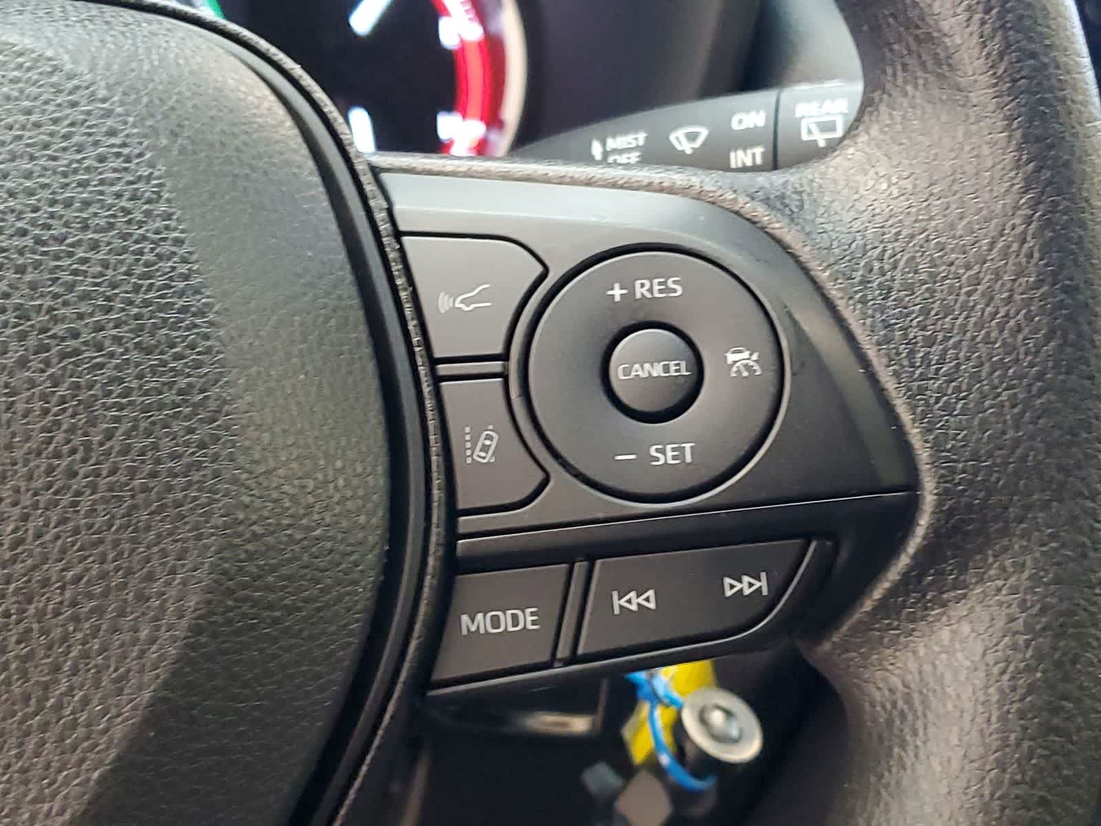 Thumbnail: 2025 Toyota RAV4 - 10