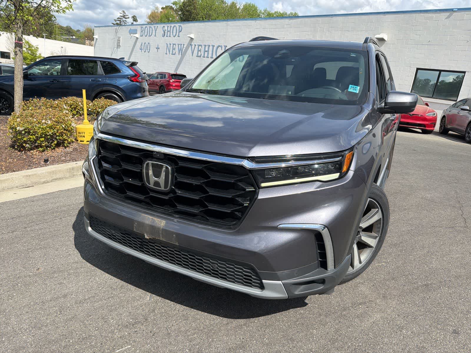 Thumbnail: 2023 Honda Pilot - 1
