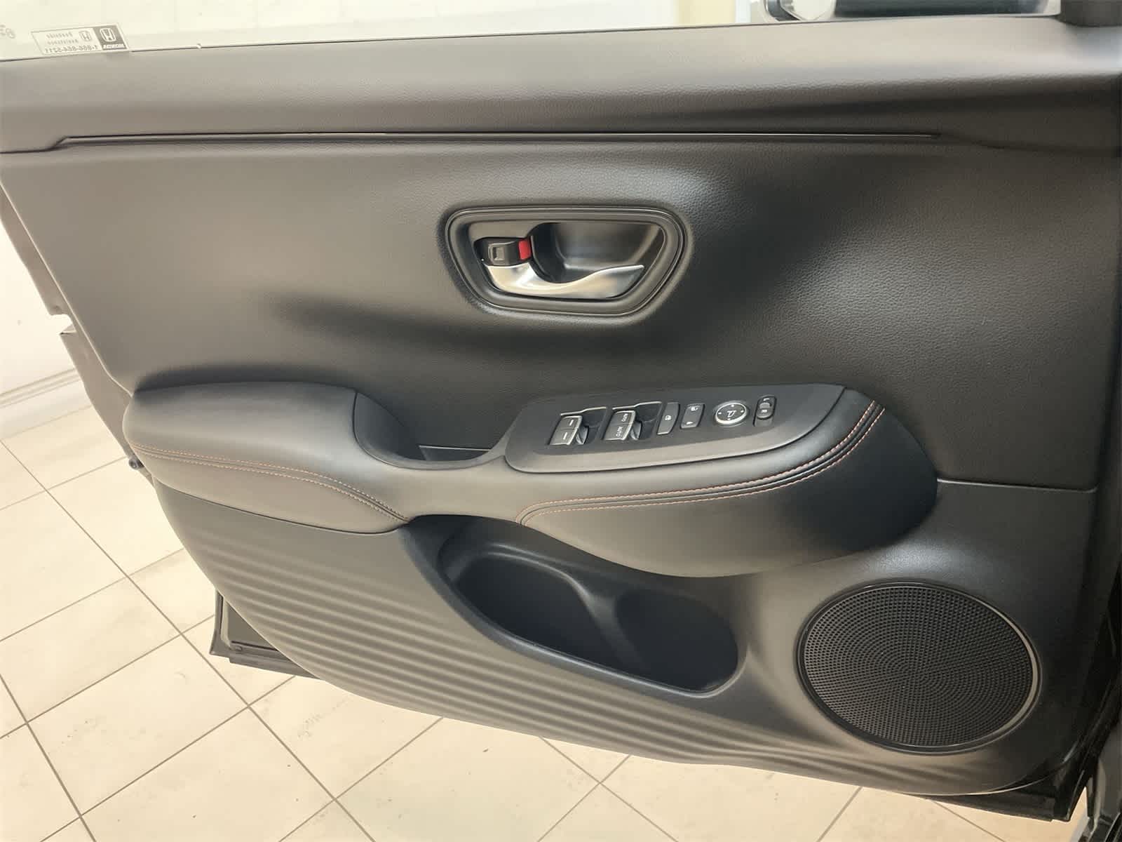 Thumbnail: 2024 Honda HR-V - 15