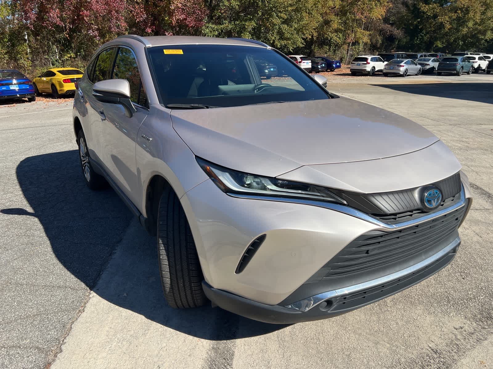 Thumbnail: 2021 Toyota Venza - 13