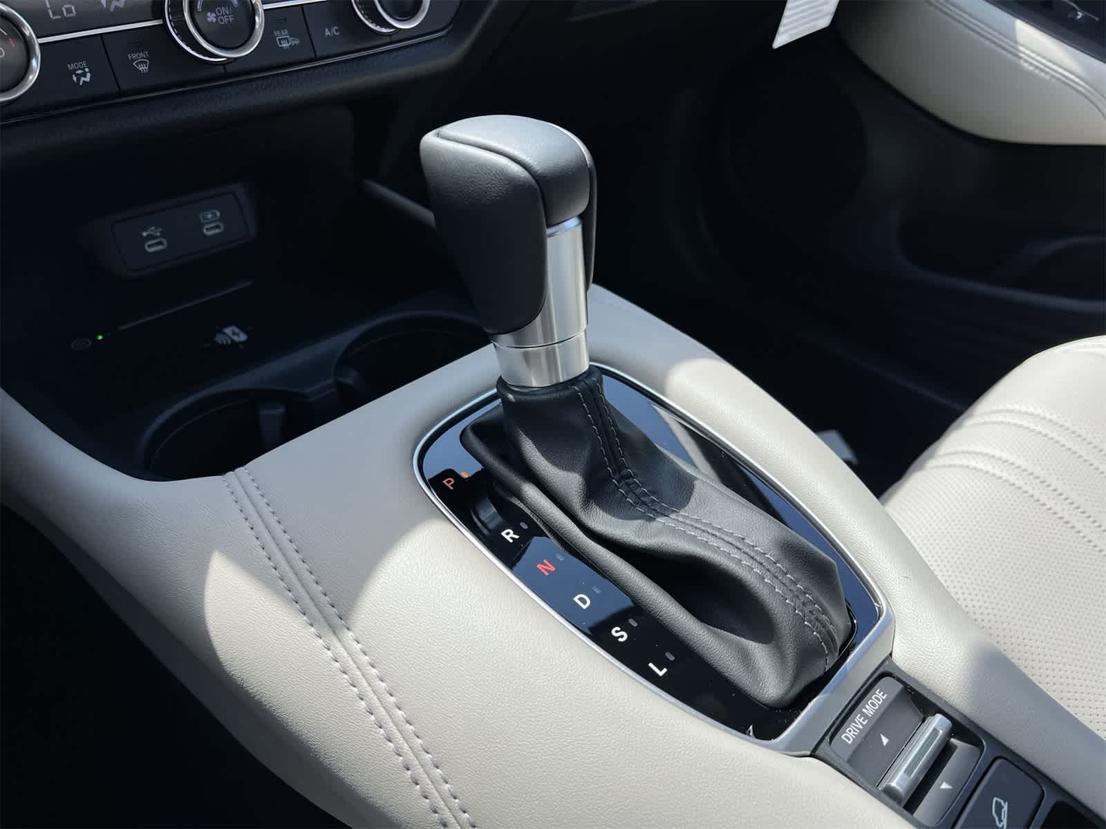 Thumbnail: 2026 Honda HR-V - 19