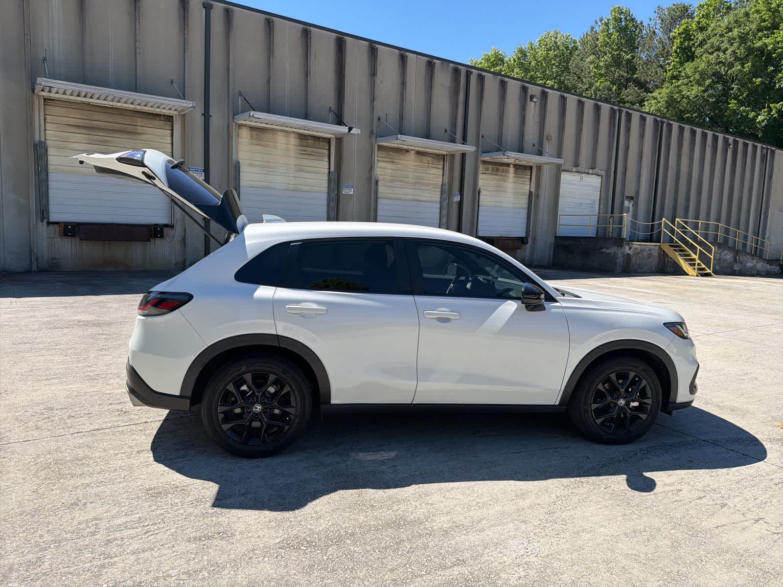 Thumbnail: 2025 Honda HR-V - 11