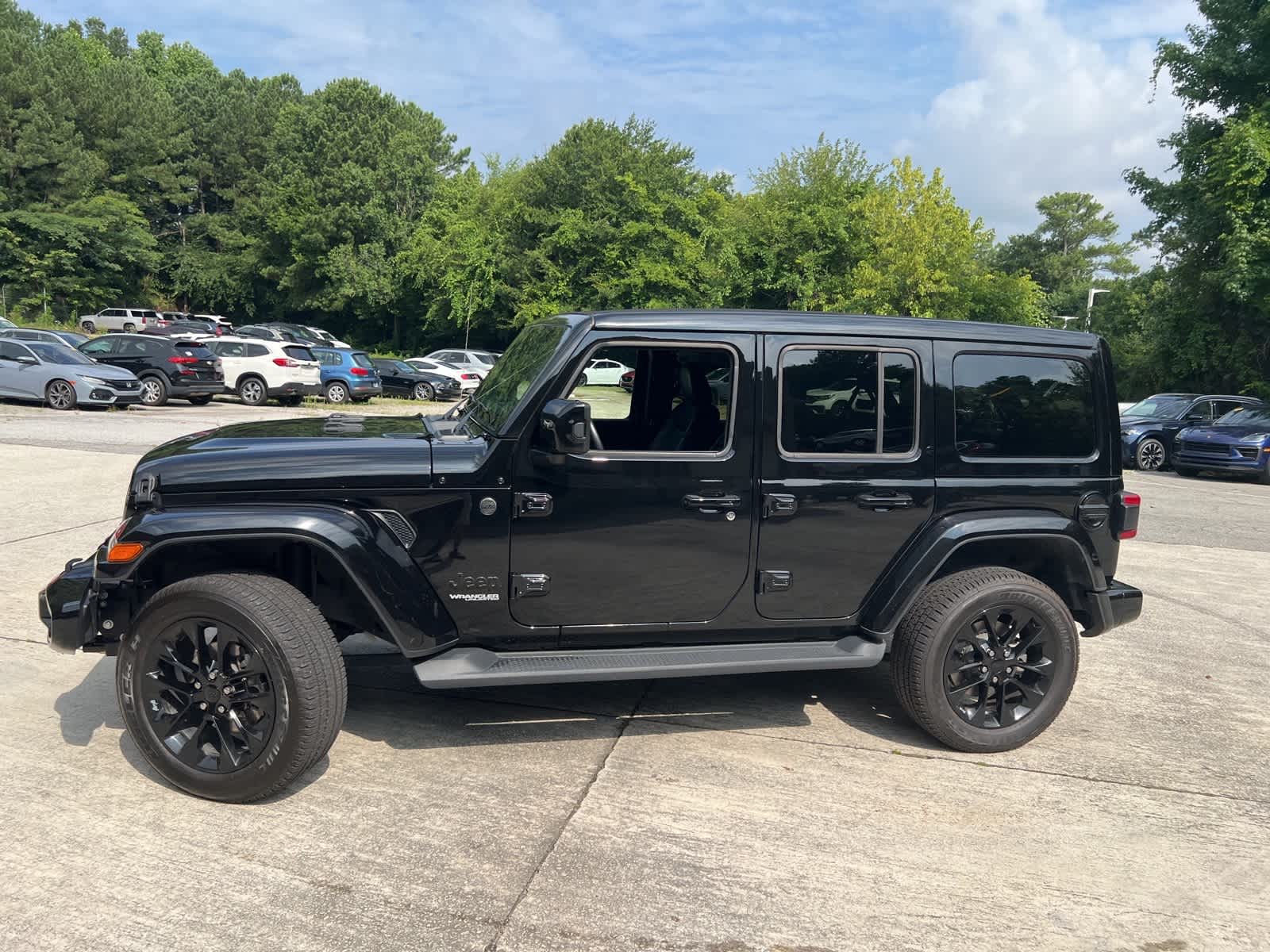 Thumbnail: 2021 Jeep Wrangler - 5
