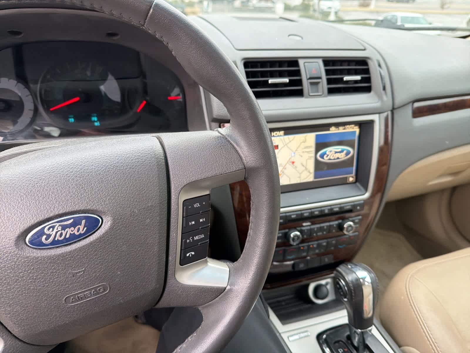 Thumbnail: 2012 Ford Fusion - 21