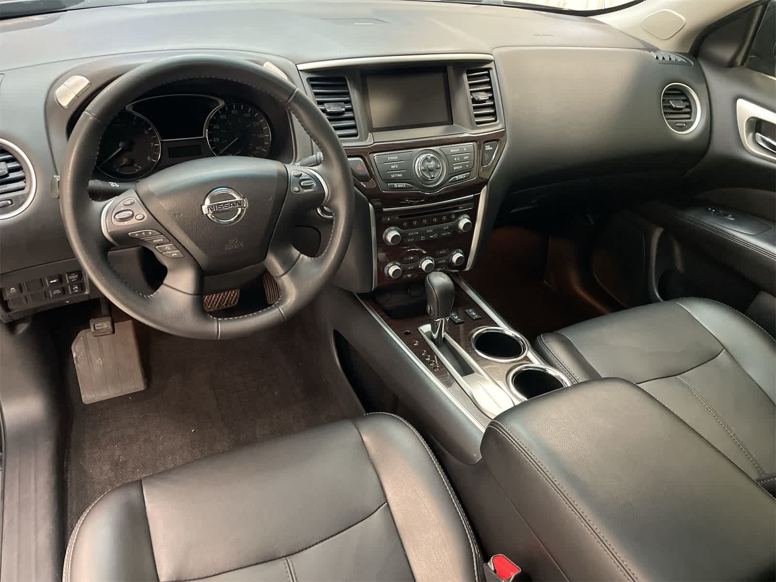Thumbnail: 2014 Nissan Pathfinder - 19