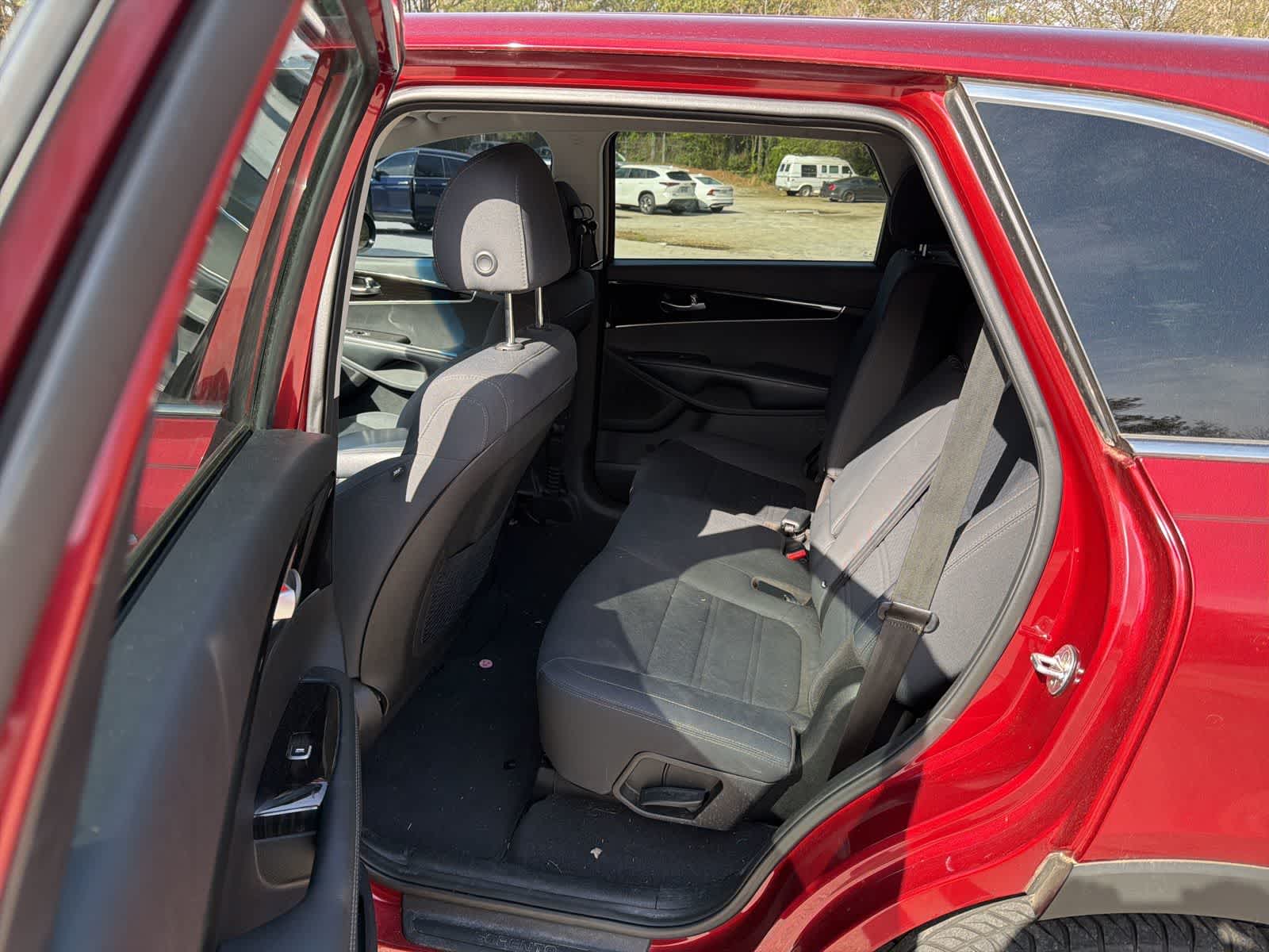 Thumbnail: 2019 Kia Sorento - 14