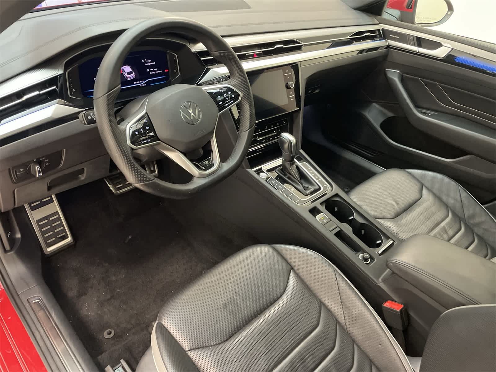 2021 Volkswagen Arteon SEL Premium R-Line photo 2