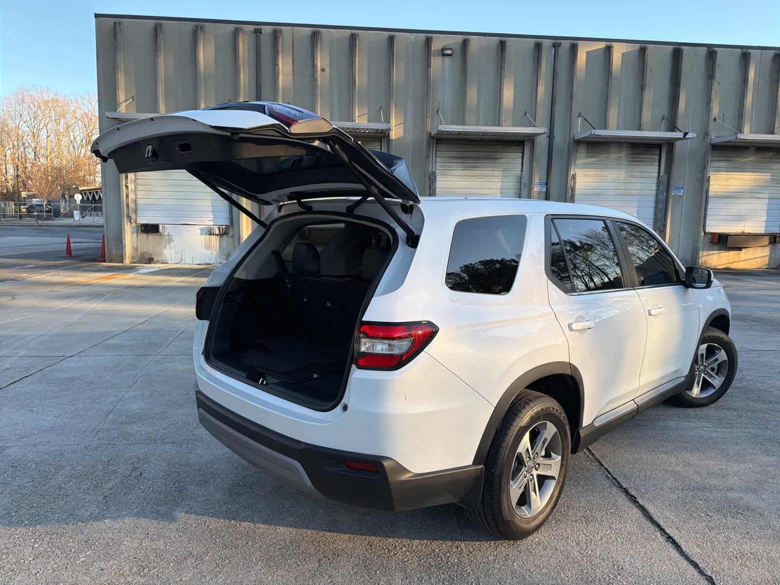 Thumbnail: 2024 Honda Pilot - 10