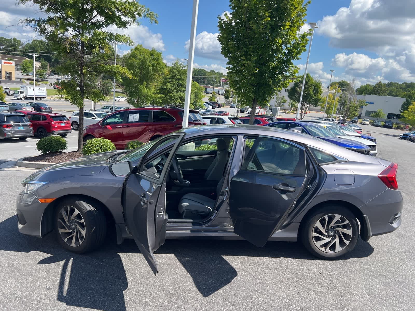 Thumbnail: 2018 Honda Civic - 17