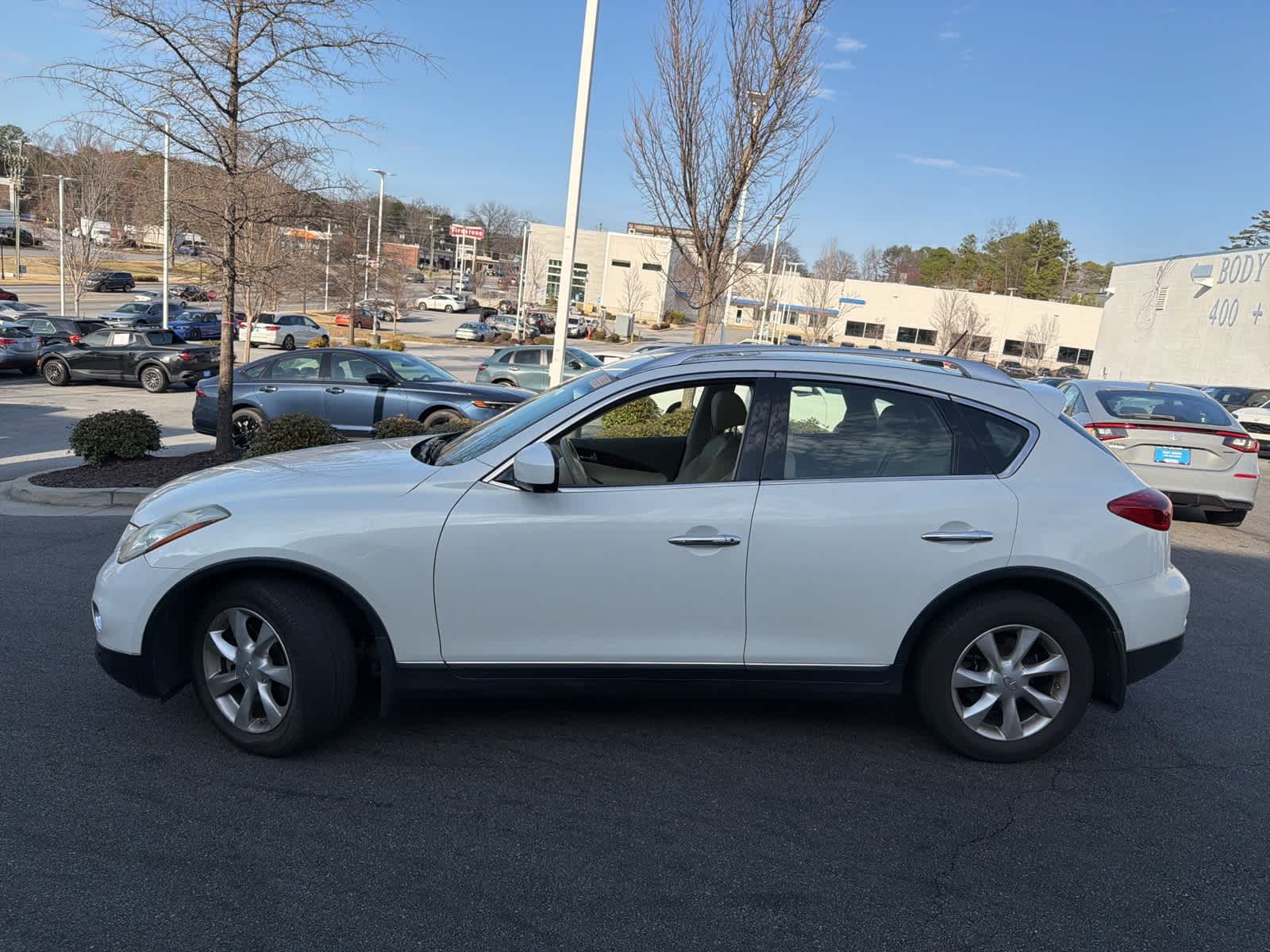 Thumbnail: 2009 INFINITI EX35 - 6